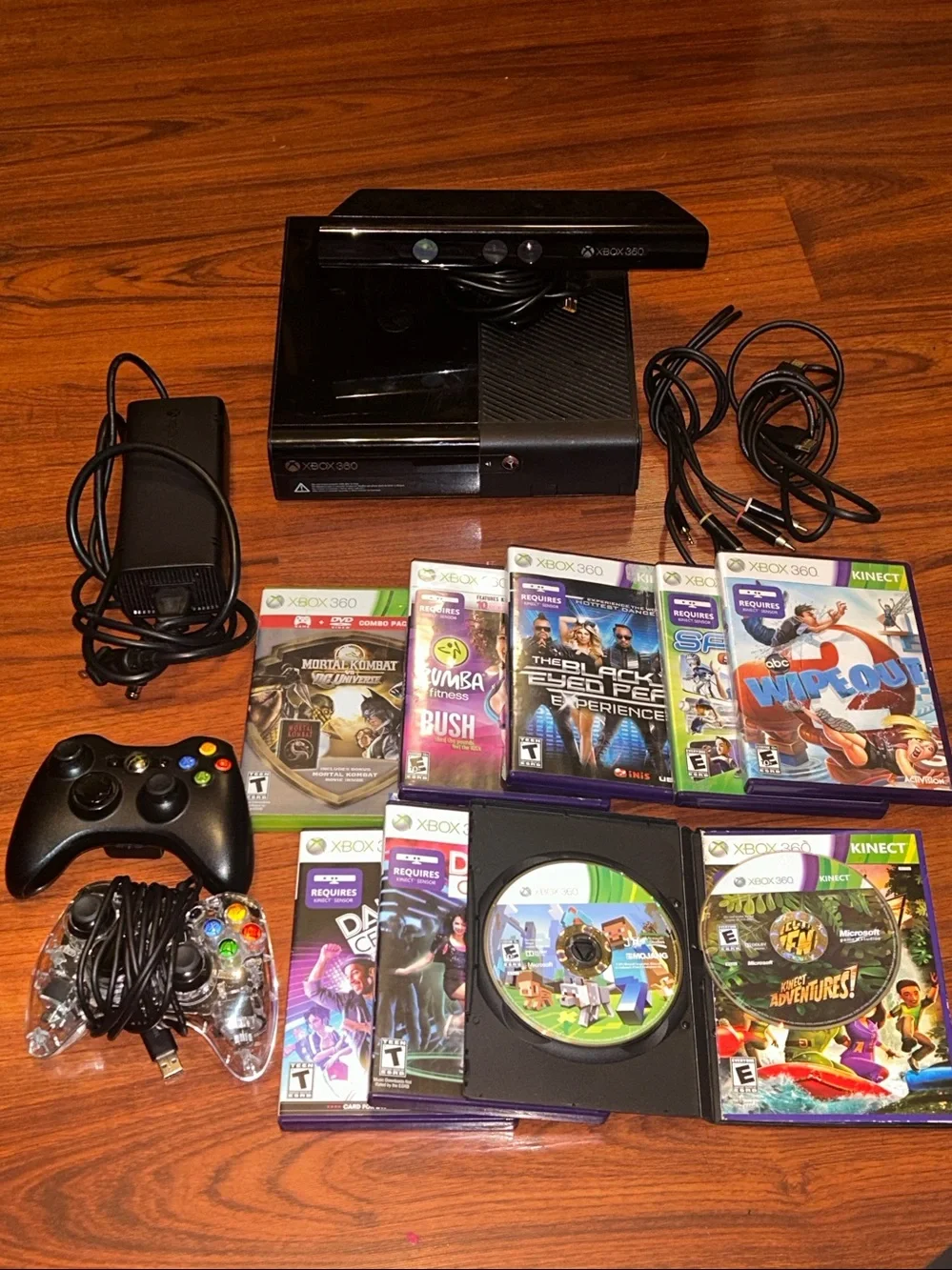Microsoft Xbox 360 E Console Bundle - Kinect, 2 Controllers, Minecraft & 8 Games